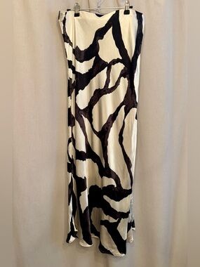 H&M Geometric Satin Slip Skirt | Size L